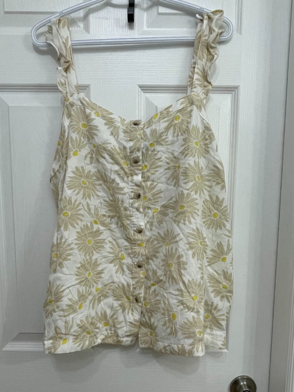 Torrid Daisy Floral Button-Front Tank Top — Size 2 — Cottagecore Summer Top